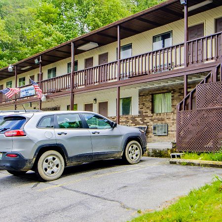 Oyo Hotel Chapmanville Inn, Wv - Hwy 119 外观 照片