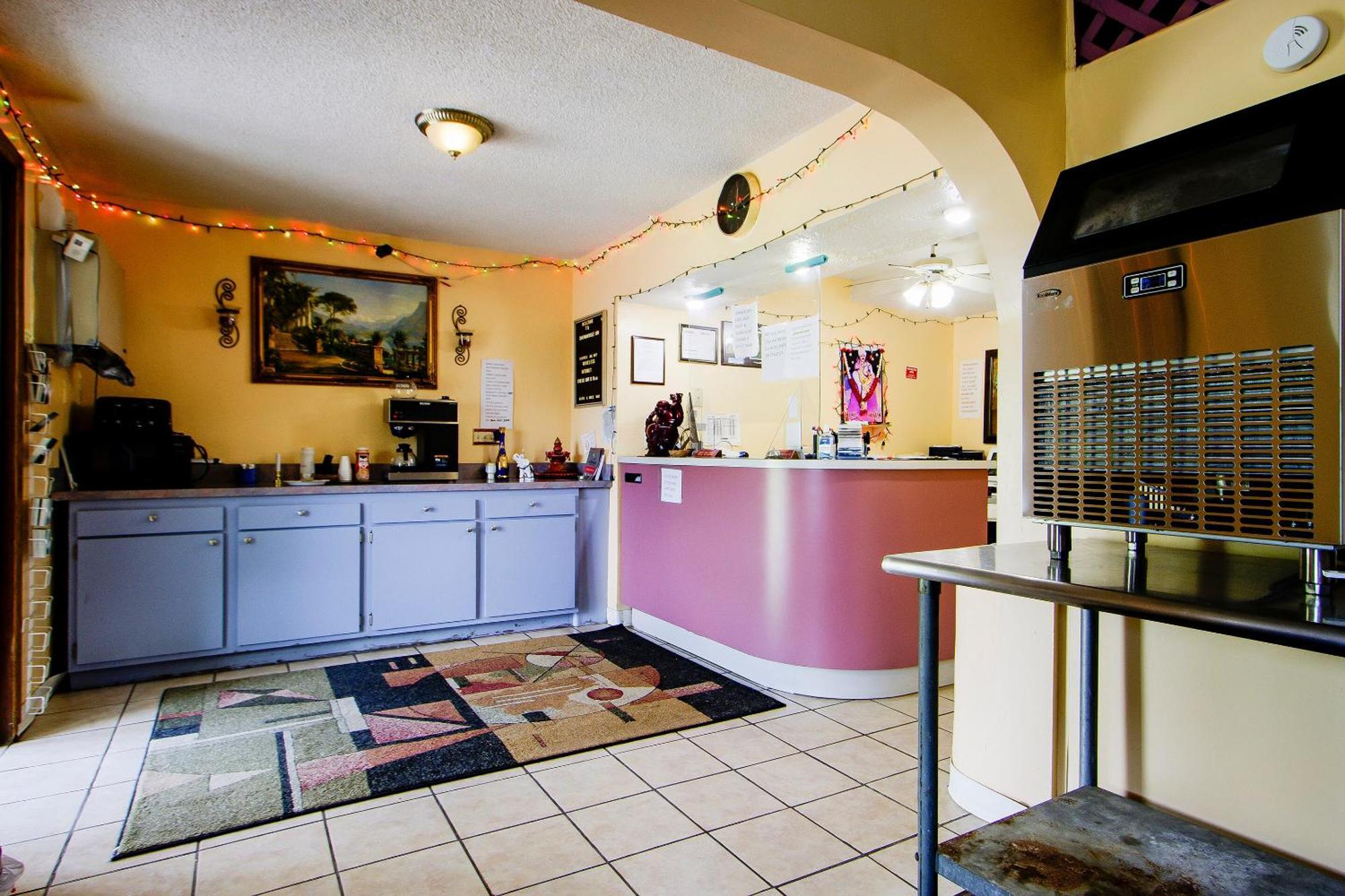 Oyo Hotel Chapmanville Inn, Wv - Hwy 119 外观 照片