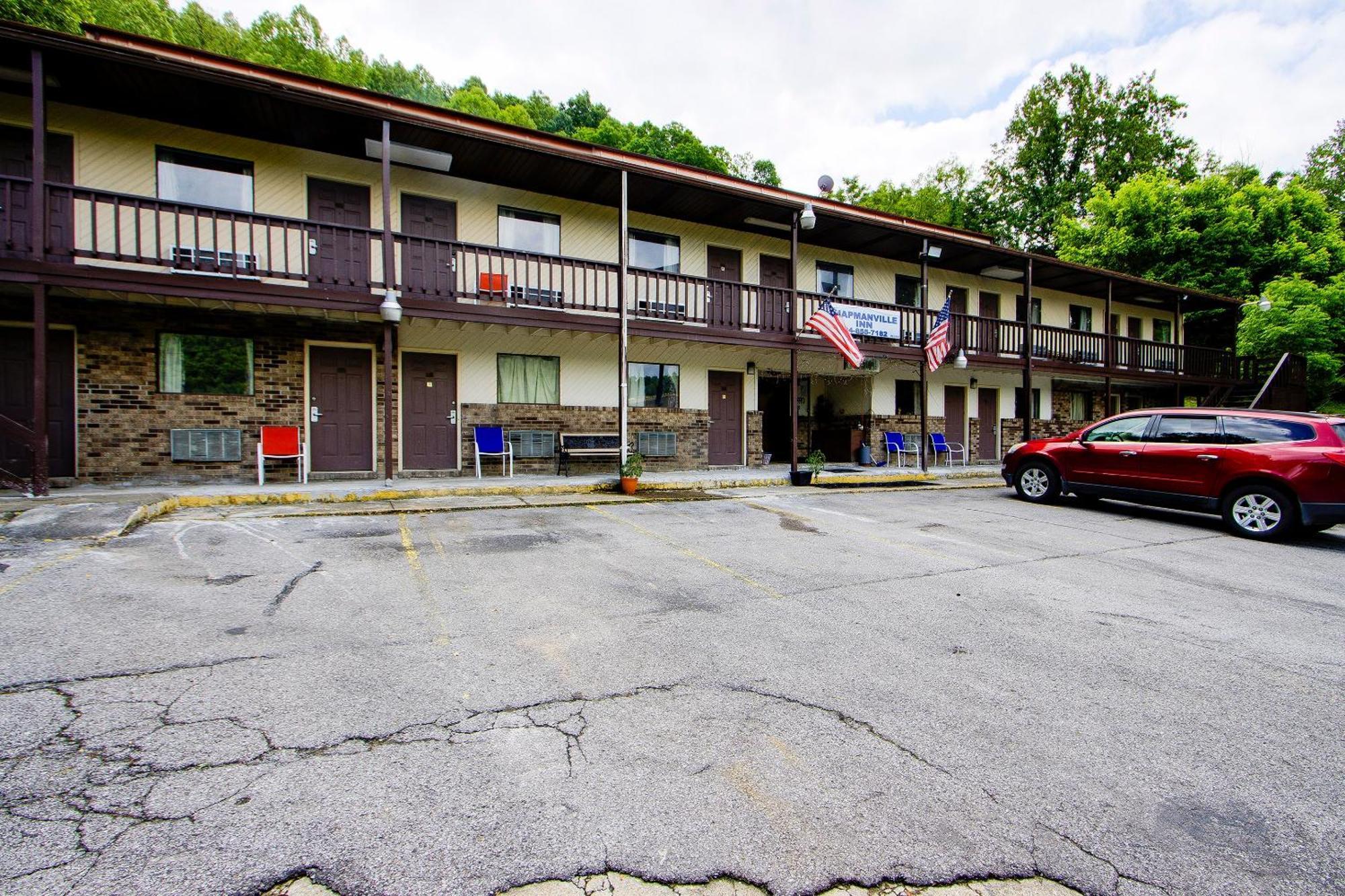 Oyo Hotel Chapmanville Inn, Wv - Hwy 119 外观 照片